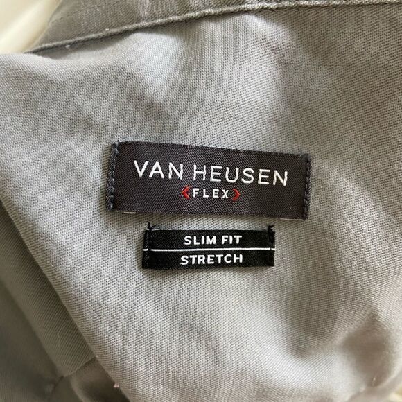 Men’s Van Heusen Gray Button Up Top - Picture 4 of 5